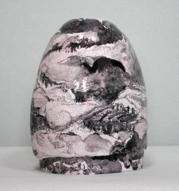 Pièce ancienne du xxième siècle 2000, <p>Terre cuite émaillée<br class='autobr' />
25x20x16cm© ADAGP</p>